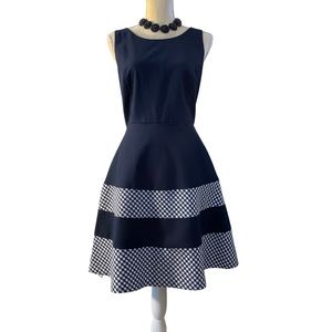 Gorgeous NWT Tommy Hilfiger Dress Women's Size 4